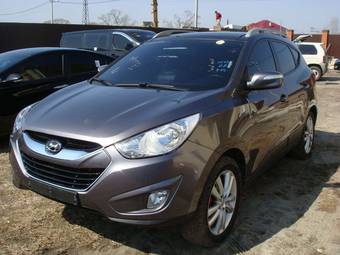 2010 Hyundai Tucson Photos