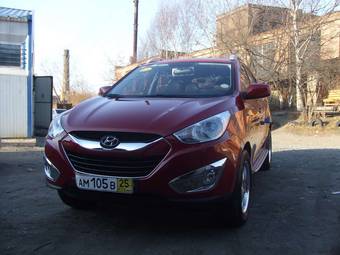 2010 Hyundai Tucson Photos