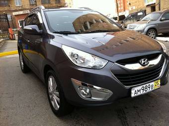 2010 Hyundai Tucson Pictures