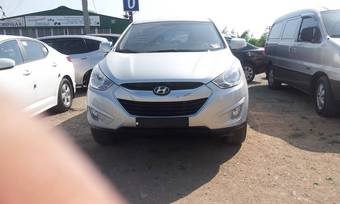 2010 Hyundai Tucson Photos