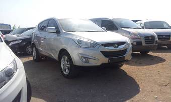 2010 Hyundai Tucson Pictures