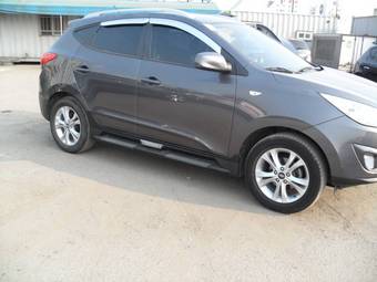 2010 Hyundai Tucson Photos