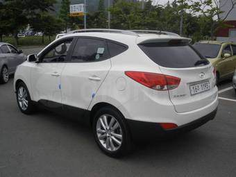 2011 Hyundai Tucson Photos