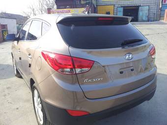 2011 Hyundai Tucson Photos