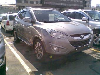 2011 Hyundai Tucson Photos