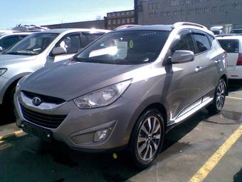 2011 Hyundai Tucson Photos