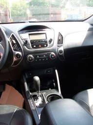 2011 Hyundai Tucson Pictures