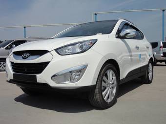 2012 Hyundai Tucson Pictures