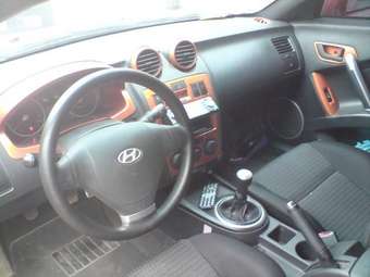 2002 Hyundai Tuscani Pictures
