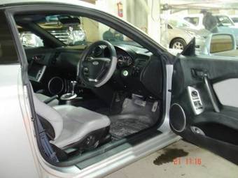 2002 Hyundai Tuscani Photos