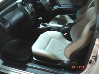 2002 Hyundai Tuscani Pictures