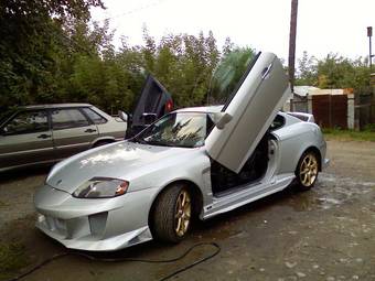 2002 Hyundai Tuscani Photos