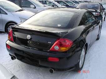 2004 Hyundai Tuscani Photos