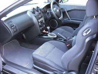 2004 Hyundai Tuscani Pics