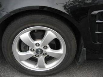 2004 Hyundai Tuscani Pictures