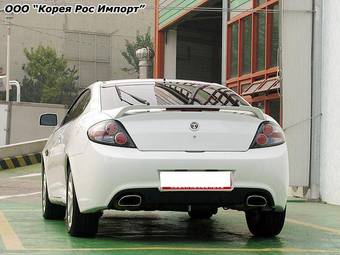 2004 Hyundai Tuscani Pictures