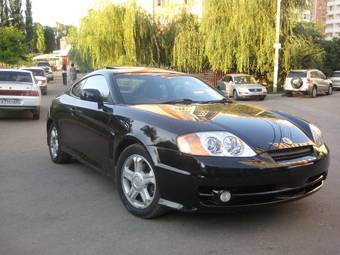 2004 Hyundai Tuscani Photos