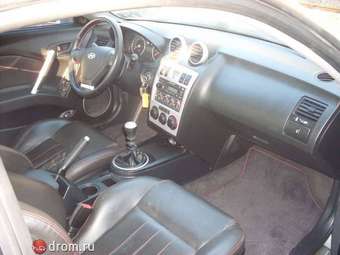 2005 Hyundai Tuscani Photos