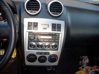 2005 Hyundai Tuscani Pictures
