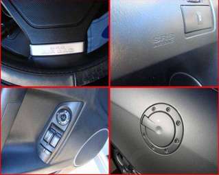 2005 Hyundai Tuscani Images