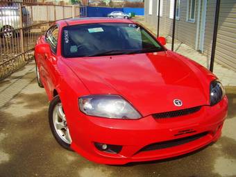 2005 Hyundai Tuscani Photos