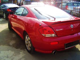 2005 Hyundai Tuscani Photos