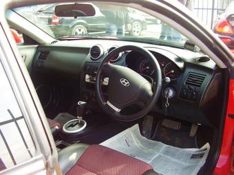 2005 Hyundai Tuscani Photos