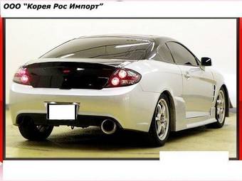 2005 Hyundai Tuscani Pictures