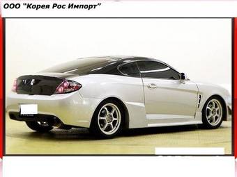 2005 Hyundai Tuscani Photos