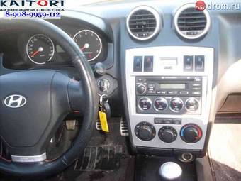 2005 Hyundai Tuscani Pictures