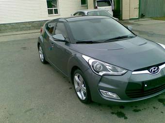 2011 Hyundai Veloster Images