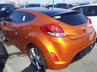 2011 Hyundai Veloster Photos