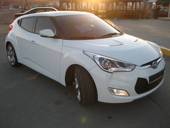 2012 Hyundai Veloster Photos