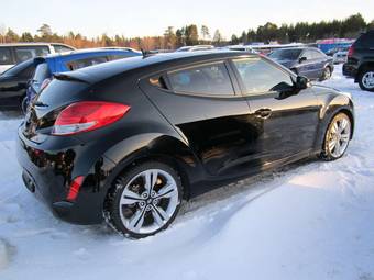 2012 Hyundai Veloster Photos