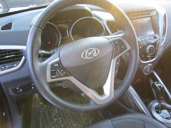 2012 Hyundai Veloster Images