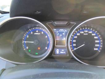 2012 Hyundai Veloster Pictures