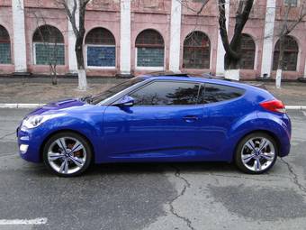 2012 Hyundai Veloster Photos