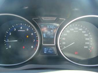 2012 Hyundai Veloster Pictures