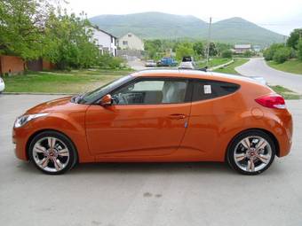 2012 Hyundai Veloster Photos