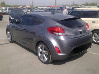 2012 Hyundai Veloster Photos