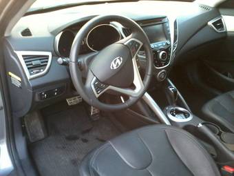 2012 Hyundai Veloster Photos