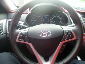2012 Hyundai Veloster Pictures