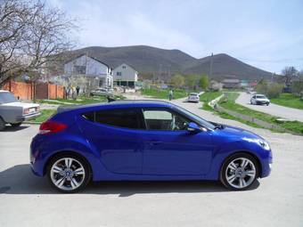 2012 Hyundai Veloster Photos