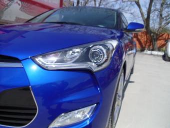 2012 Hyundai Veloster Images