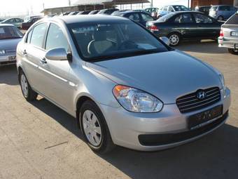 2006 Hyundai Verna Photos