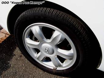 2006 Hyundai Verna Pictures