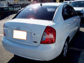 2006 Hyundai Verna Pics