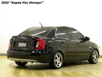 2006 Hyundai Verna Pictures