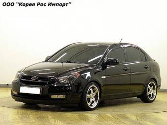 2006 Hyundai Verna Pictures