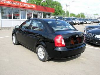 2006 Hyundai Verna Pictures